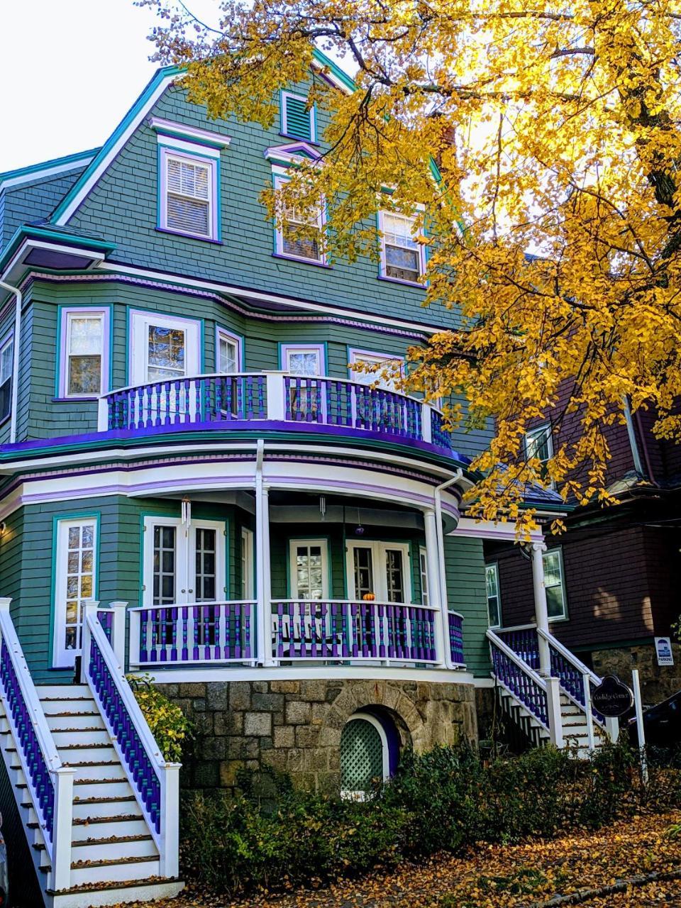 The Coolidge Corner Guest House: A Brookline Bed And Breakfast Esterno foto